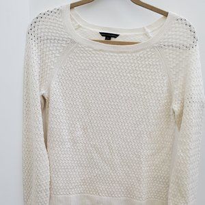 American Eagle Outfitters White Sweater Medium